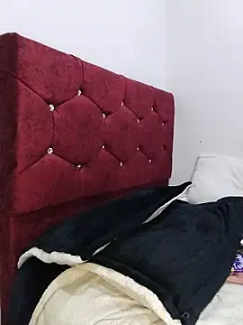 Eva Clark01 online show from 12.18.25