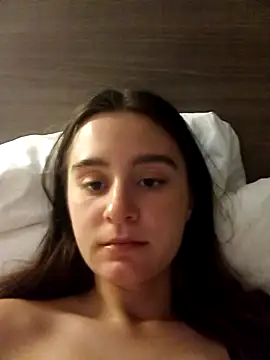 freakylittlebitch69 online show from 09.29.25