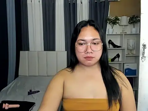 TsUncutKaren online show from 03.08.26