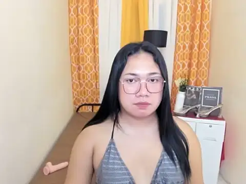 TsUncutKaren online show from 04.10.26