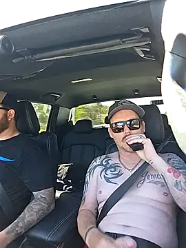 Snapshot of brokecountrylads chatting on 10.14.25 brokecountrylads online show from 10.14.25