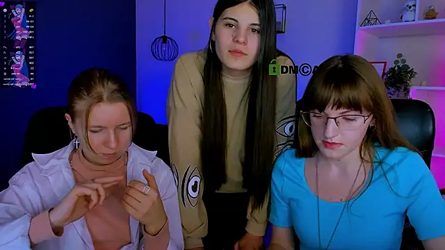 Snapshot of gloria_bubble chatting on 02.06.26 gloria bubble online show from 02.06.26