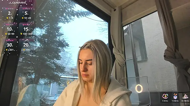 Ella Vee online show from 02.11.26