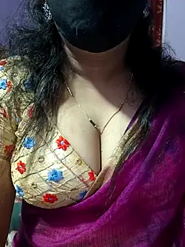 luci-queen online show from 11.13.25