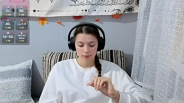 CutieAnny online show from 12.16.25