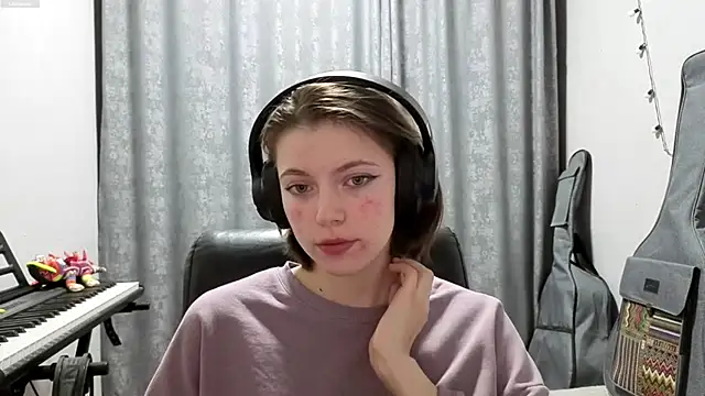 CutieAnny online show from 05.11.26