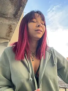 YumiLux online show from 01.14.26