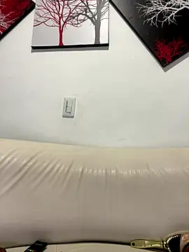 zaracollins01 online show from 09.12.25