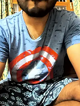 Snapshot of hunk7714 chatting on 10.13.25 hunk7714 online show from 10.13.25