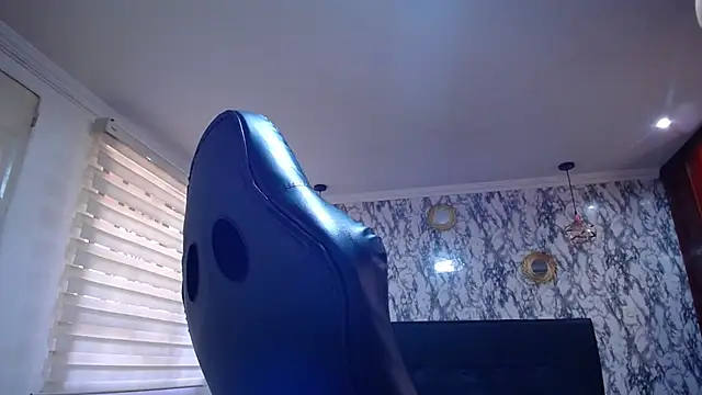 Dafne castro  online show from 09.20.25