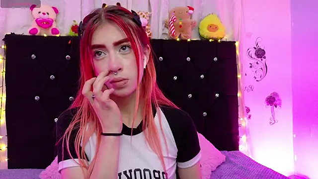 lizz bela1 online show from 11.17.25