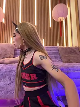 ArianaSantana online show from 01.05.26