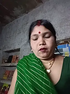 Snapshot of Rashili_jaan chatting on 06.18.26 Rashili jaan online show from 06.18.26