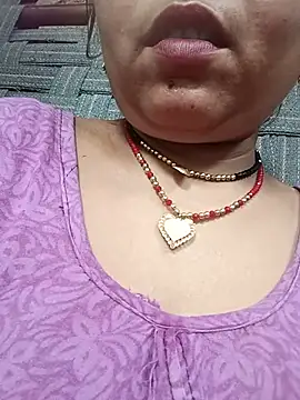 Snapshot of Rashili_jaan chatting on 07.04.26 Rashili jaan online show from 07.04.26