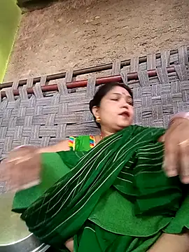 Snapshot of Rashili_jaan chatting on 07.26.26 Rashili jaan online show from 07.26.26