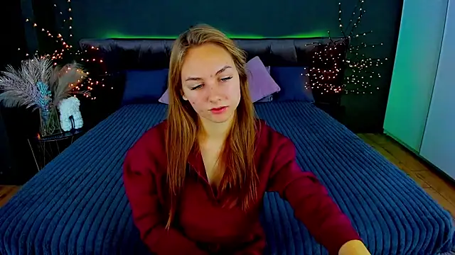 Snapshot of MilaAddams chatting on 10.20.25 MilaAddams online show from 10.20.25