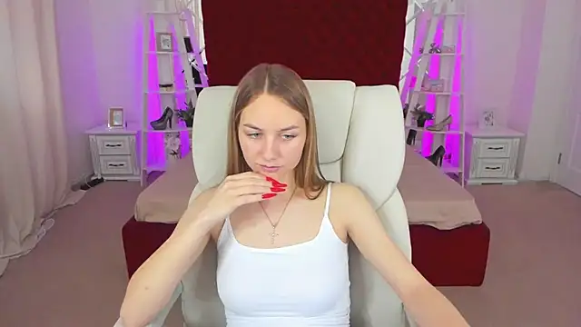 Snapshot of MilaAddams chatting on 06.03.26 MilaAddams online show from 06.03.26