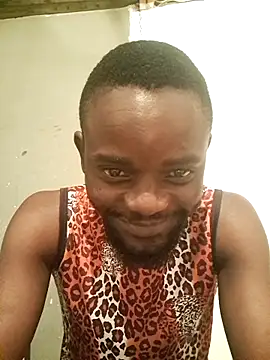 Snapshot of KwaneleK1 chatting on 09.24.25 KwaneleK1 online show from 09.24.25