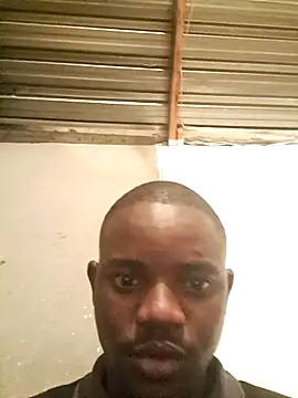 Snapshot of KwaneleK1 chatting on 10.02.25 KwaneleK1 online show from 10.02.25