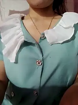 LucyyLy online show from 10.14.25