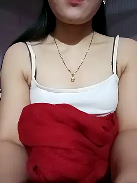 Snapshot of LucyyLy chatting on 03.16.26 LucyyLy online show from 03.16.26