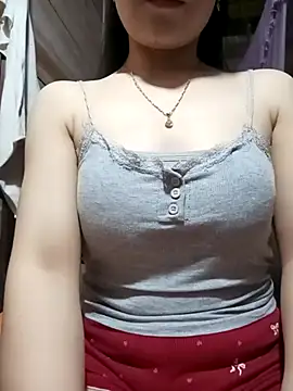 Snapshot of LucyyLy chatting on 03.16.26 LucyyLy online show from 03.16.26