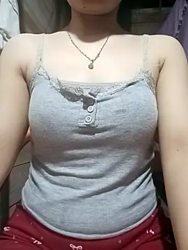 Snapshot of LucyyLy chatting on 04.01.26 LucyyLy online show from 04.01.26