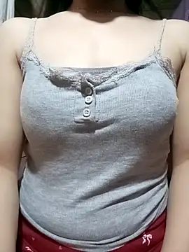 Snapshot of LucyyLy chatting on 04.05.26 LucyyLy online show from 04.05.26