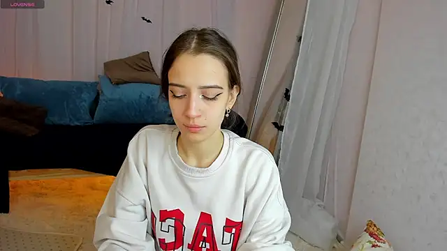 Belle Wa1ker online show from 11.07.25