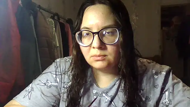 Snapshot of Vaessira chatting on 11.04.25 Vaessira online show from 11.04.25