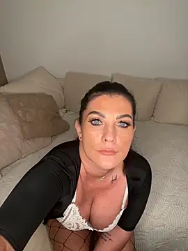 Nola Luxx-offiziell online show from 09.09.25