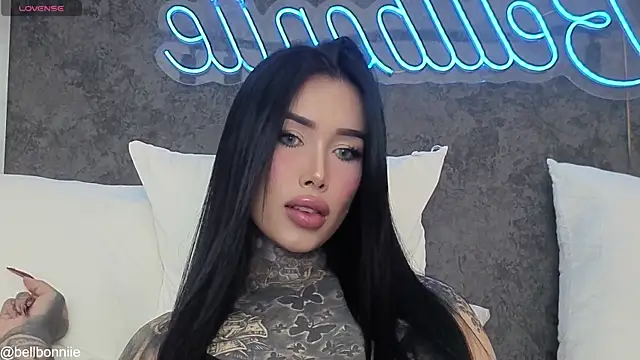 belllbonniie online show from 04.14.26