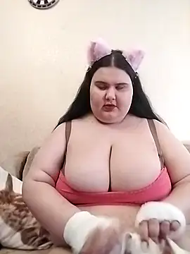 Vllada Brattz online show from 11.18.25