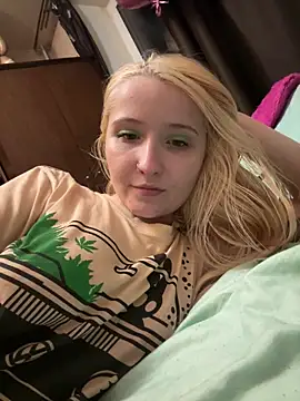 Milana Key online show from 11.04.25