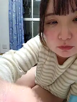 Snapshot of --MIYUKI chatting on 04.25.26 --MIYUKI online show from 04.25.26