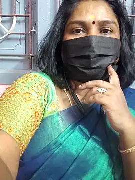 Snapshot of Tamil_Azhaghi25 chatting on 06.28.26 Tamil Azhaghi25 online show from 06.28.26