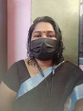 Snapshot of Tamil_Azhaghi25 chatting on 06.30.26 Tamil Azhaghi25 online show from 06.30.26