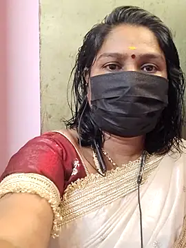Snapshot of Tamil_Azhaghi25 chatting on 07.18.26 Tamil Azhaghi25 online show from 07.18.26