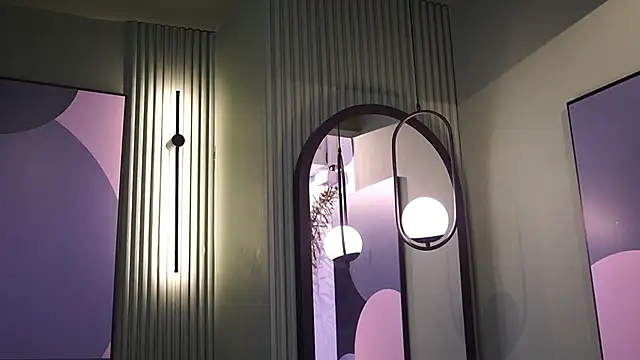 Tayler Kim online show from 10.03.25