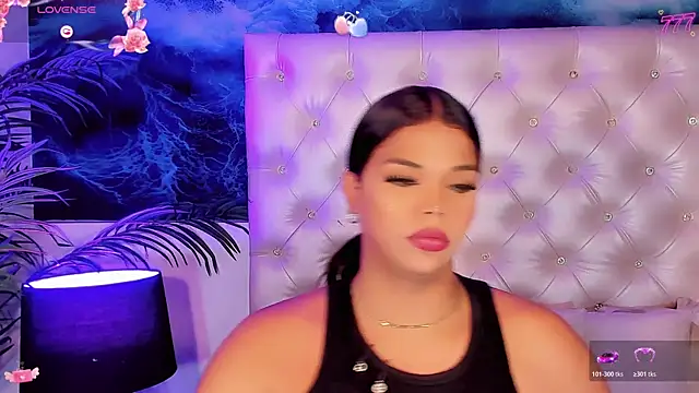 Valeria Swett  online show from 07.26.26