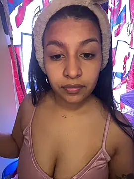  Chloe Smith online show from 05.21.26