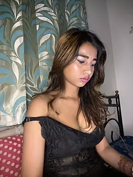 STRIP GLOW online show from 02.17.26