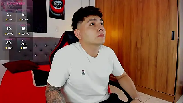 Snapshot of Nicolas_James_Sc chatting on 01.09.26 Nicolas James Sc online show from 01.09.26