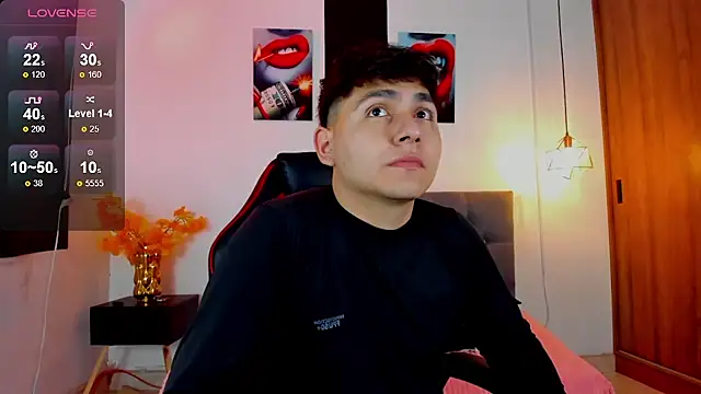 Snapshot of Nicolas_James_Sc chatting on 02.06.26 Nicolas James Sc online show from 02.06.26