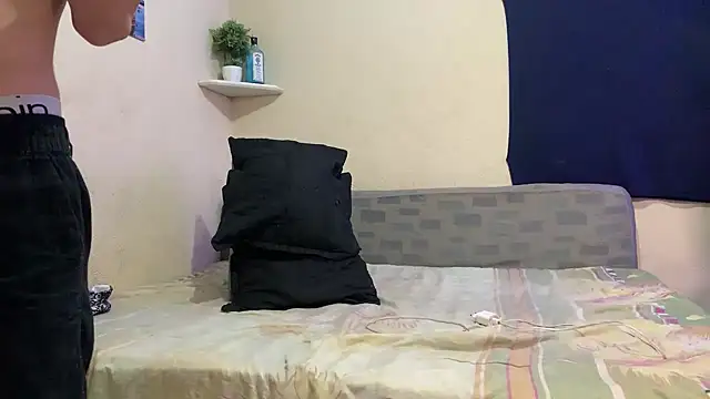 Claracacheadaa online show from 09.10.25