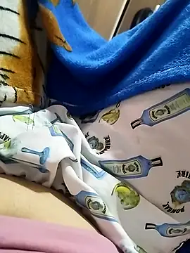 Snapshot of sedutorguloso chatting on 09.15.25 sedutorguloso online show from 09.15.25