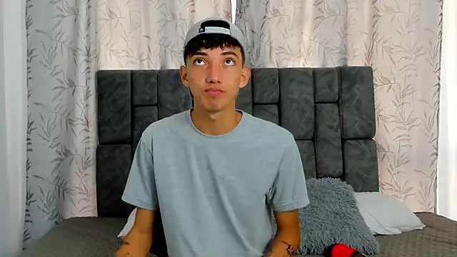 Maikol Ortiz online show from 12.18.25