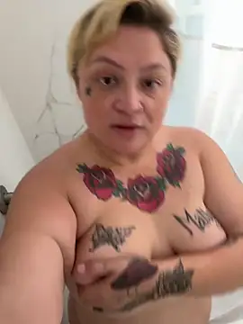 bbwbubbles77 online show from 12.22.25