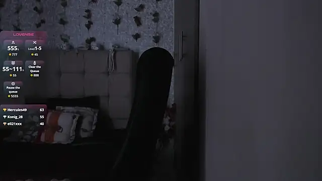 Scarlett Hot7 online show from 09.21.25