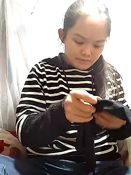 xinhxinhcute online show from 11.02.25